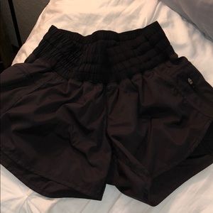 Lululemon black shorts